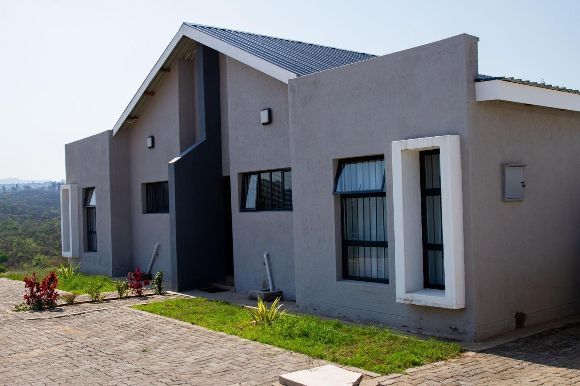 The Ultimate Lotus Apartment Manzini Exterior photo